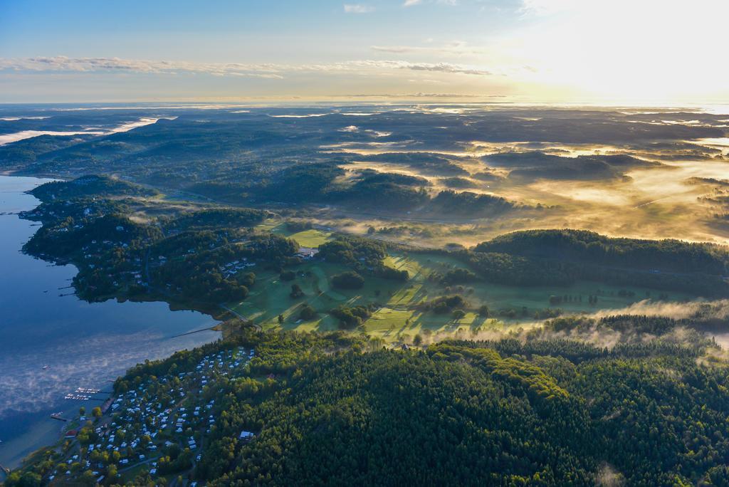 Anfasteröd Gårdsvik - Badstugorna Ljungskile Exteriör bild